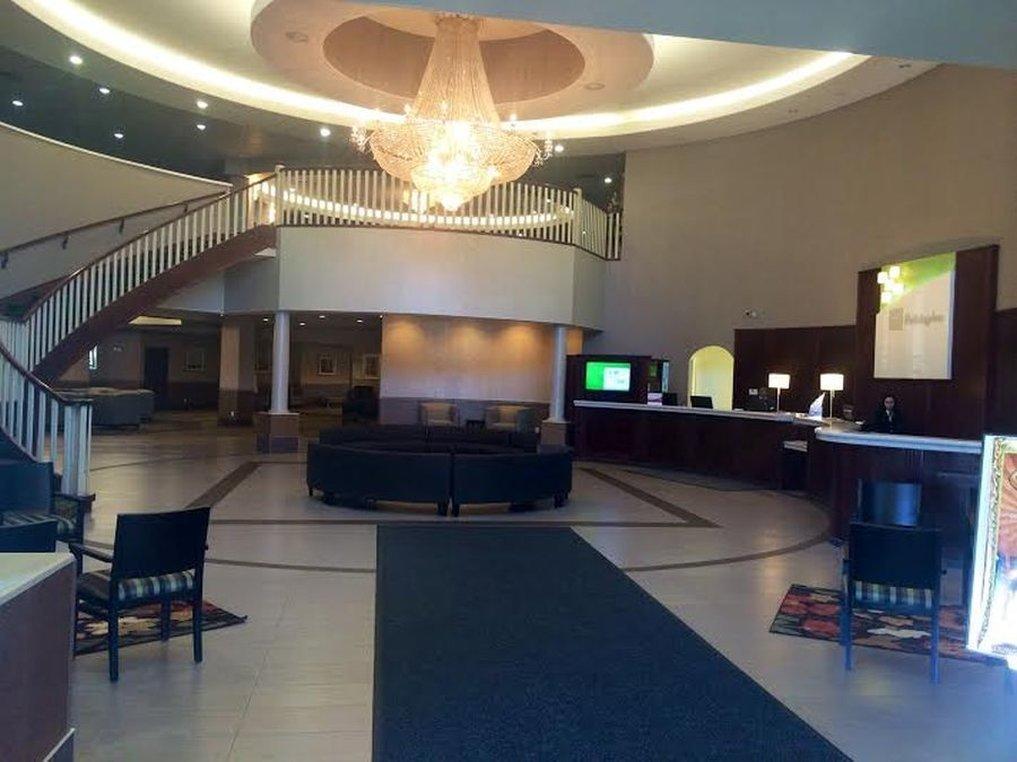 Clarion Hotel & Conference Centre Шервуд-Парк Экстерьер фото
