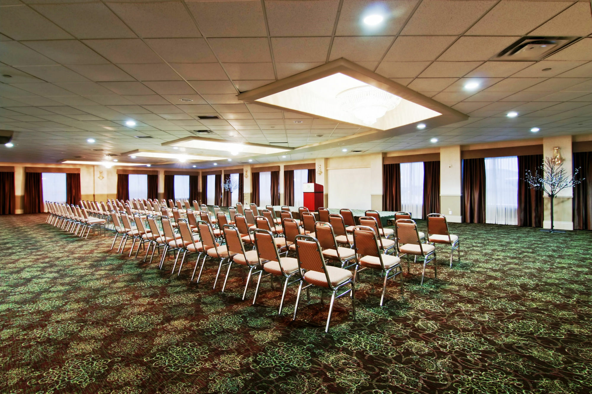 Clarion Hotel & Conference Centre Шервуд-Парк Экстерьер фото