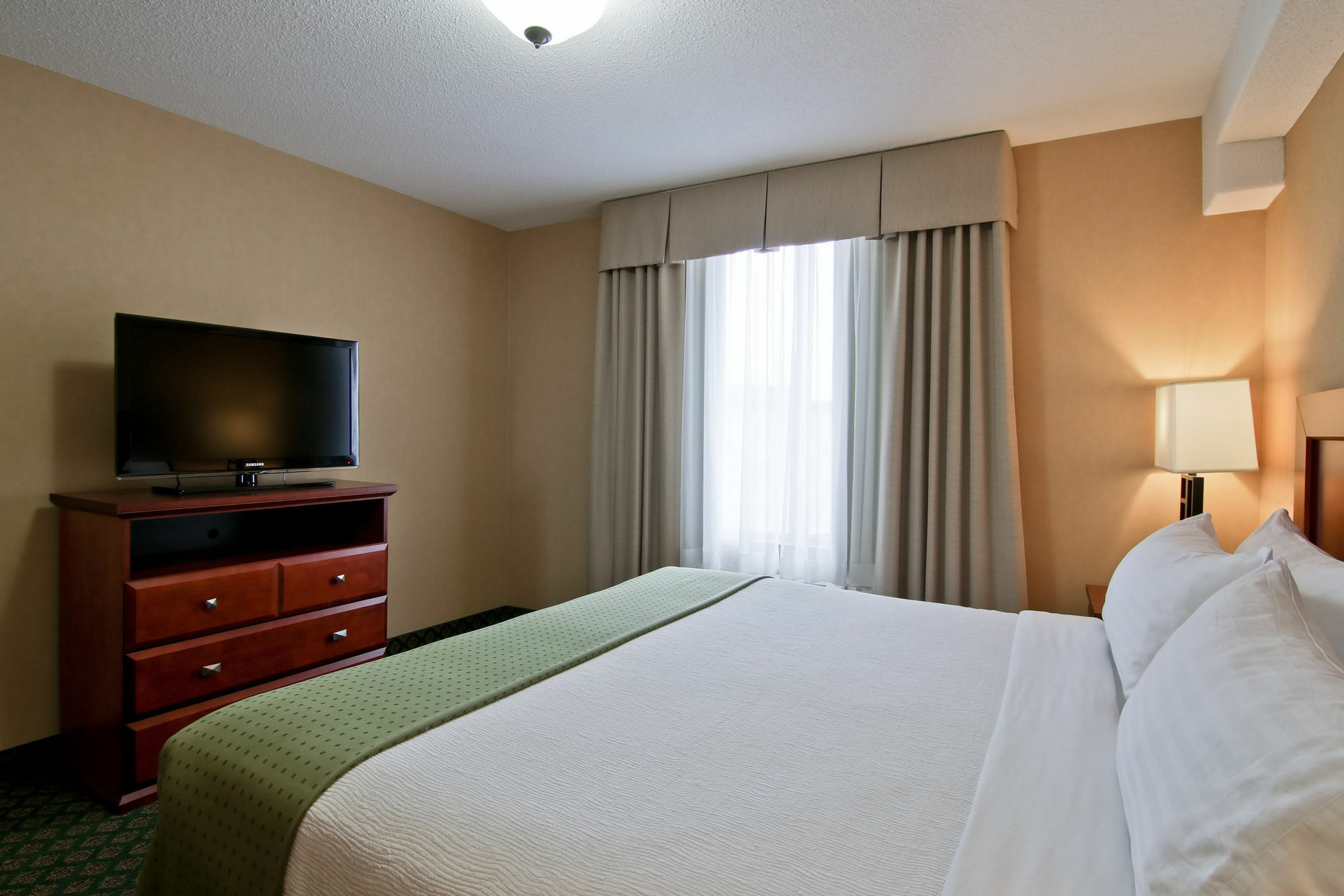 Clarion Hotel & Conference Centre Шервуд-Парк Экстерьер фото